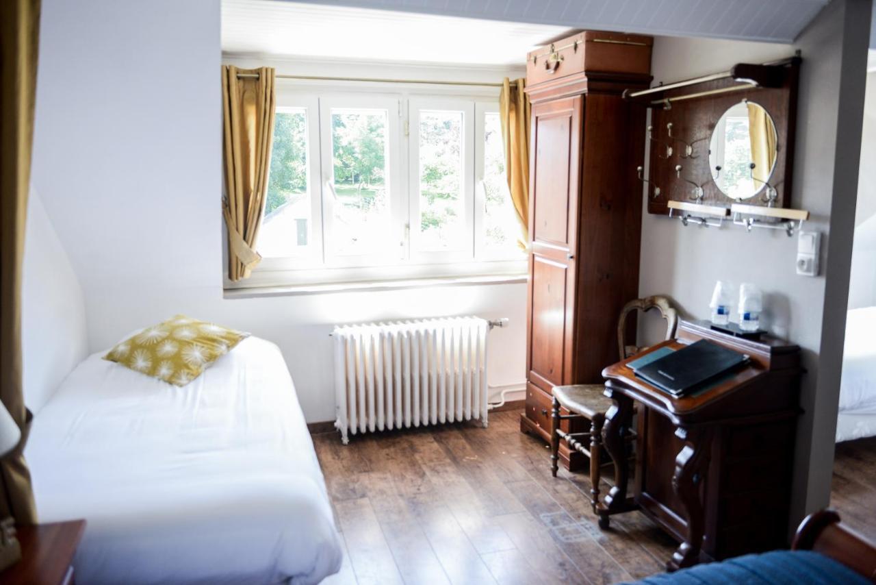Logis Le Saint Hubert Otel Haybes Dış mekan fotoğraf